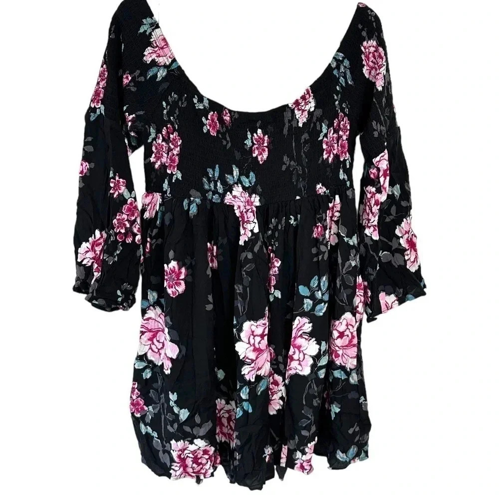 Torrid 2X dress plussize black pink flowers floral print bell sleeve‎ Whimsigoth